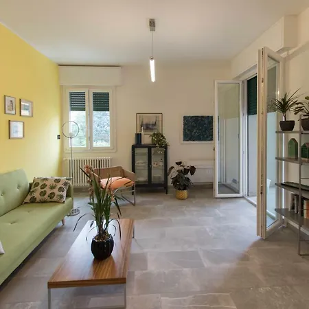 شقة A Casa Di Lory *