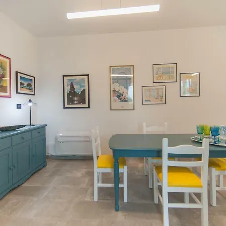 A Casa Di Lory شقة