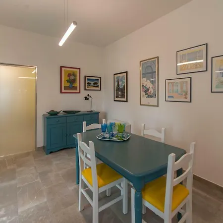 شقة A Casa Di Lory *